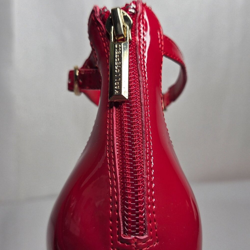 NWOT Karl Lagerfeld Paris Women's Pavla Logo Classic Red Pumps - Picture 6 of 7